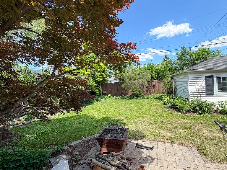 2904 Wolcott St — Photo 5