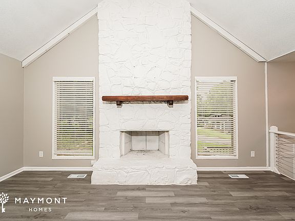 4th image of 4054 Brookmont Dr