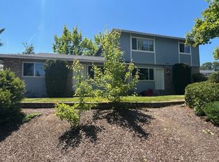 192 S Church St UNIT A, Phoenix, OR 97535