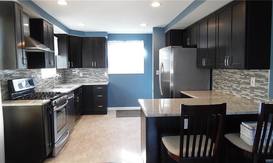 2nd image of 176 69th St