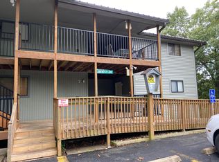 388 Notch Ln APT 7, Reeds Spring, MO 65737
