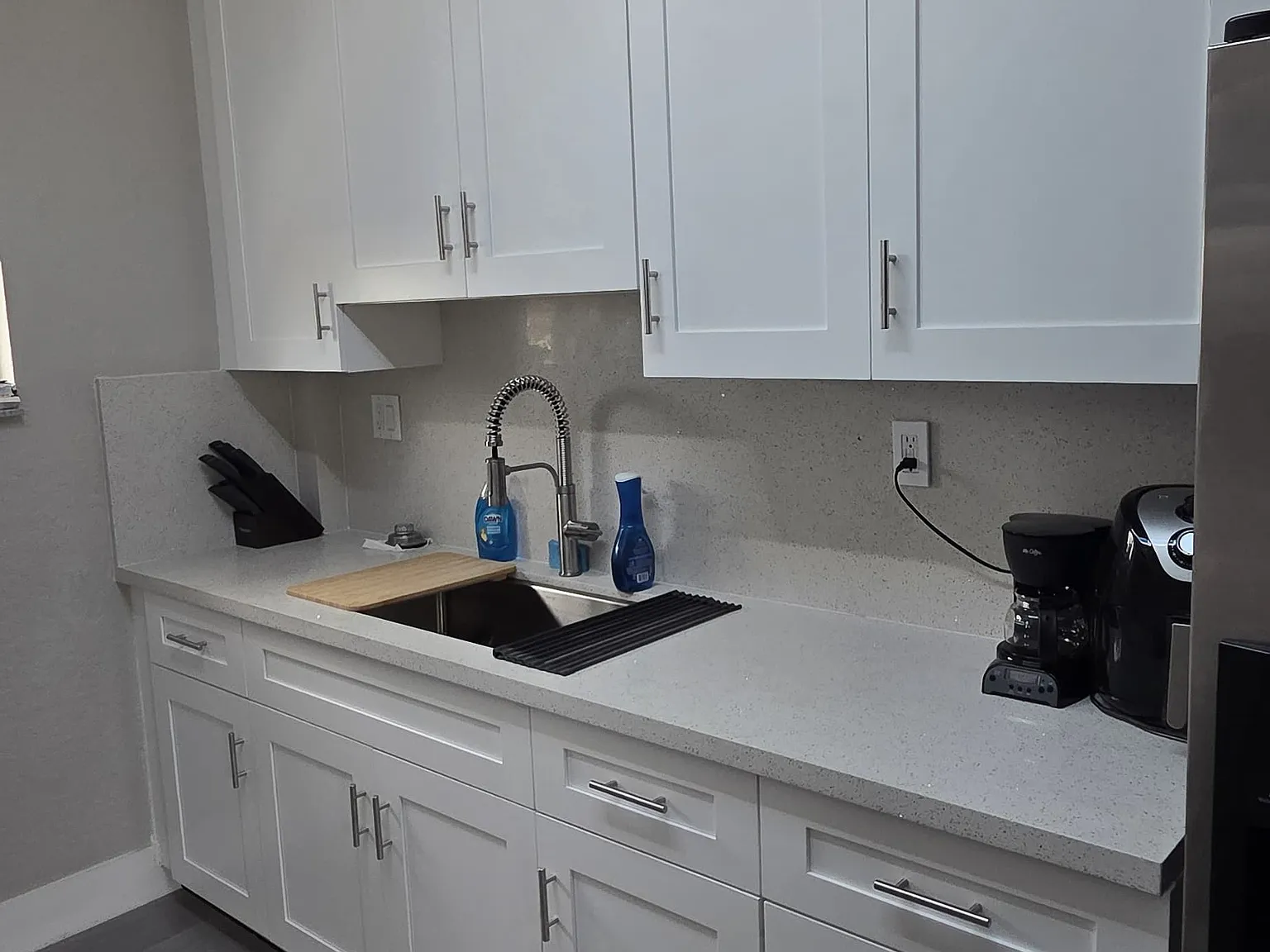 2 bed, 885 sqft, $2,100 — Photo 3