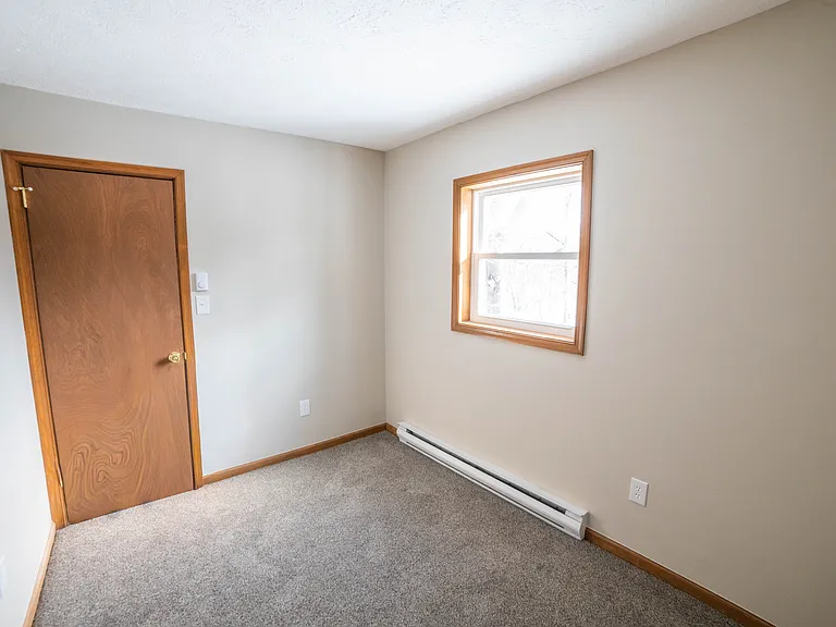 9640 Stony Hollow Dr — Photo 22