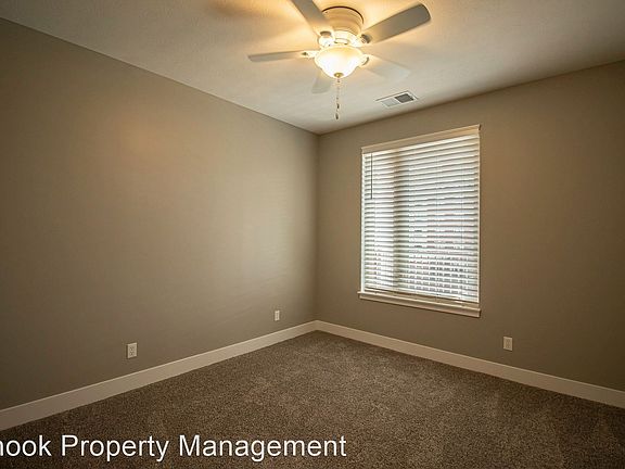 4th image of 500 South St #9045737