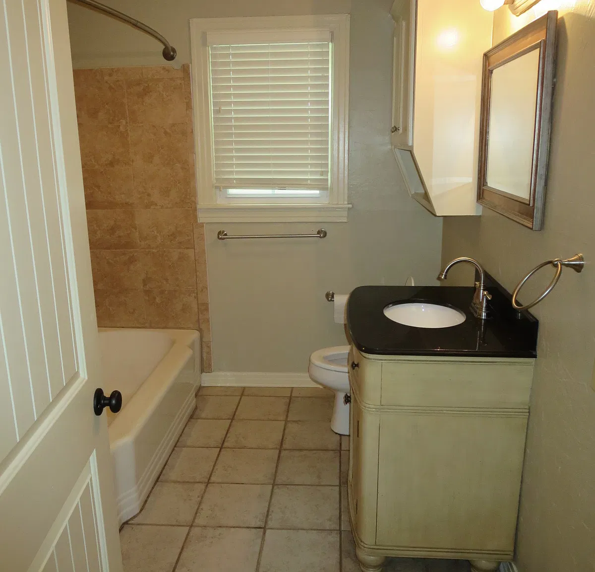2 bed, 1097 sqft, $1,200 — Photo 4