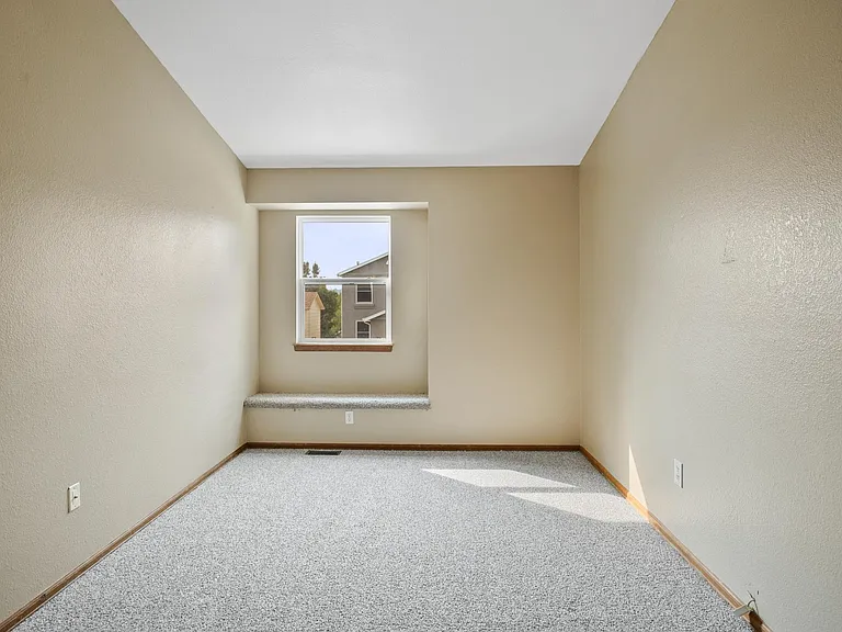 5055 Galileo Dr — Photo 19