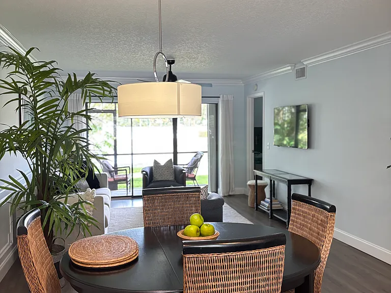 1101 Sabal Ridge Cir #B — Photo 10