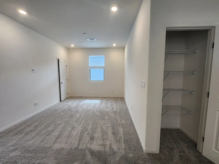 1553 Crowned Eagle St — Photo 22