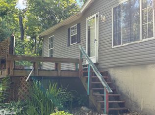 100 Scenic View Rd, Montrose, IA 52639