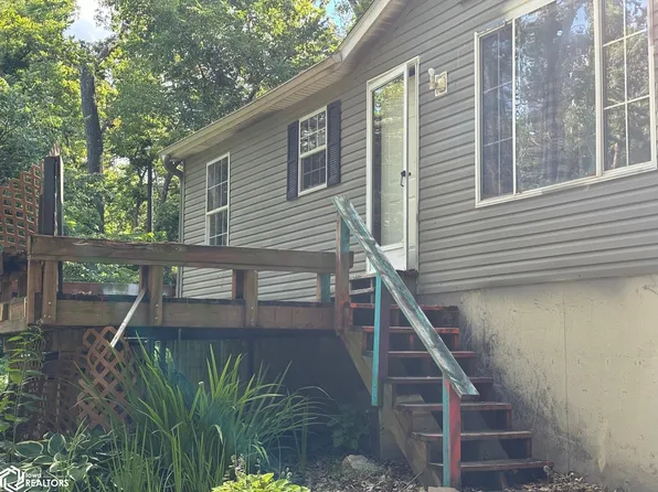 100 Scenic View Rd, Montrose, IA 52639