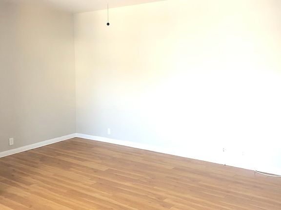 5th image of 5139 Melrose Ave #706-206