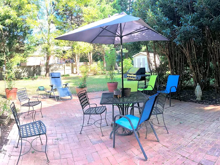 1444 Freedom Ct — Photo 9