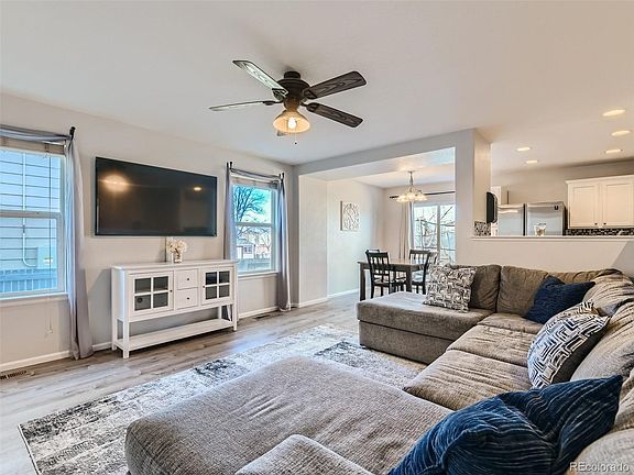 4th image of 1271 Osprey Street
