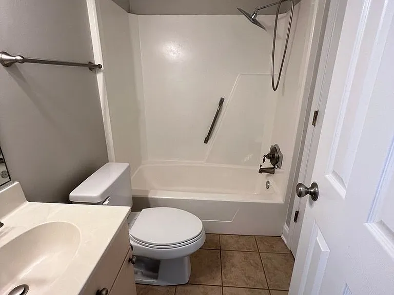 25C Brockman Dr — Photo 14