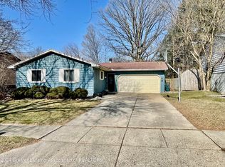 230 Raritan Rd, Lansing, MI 48911