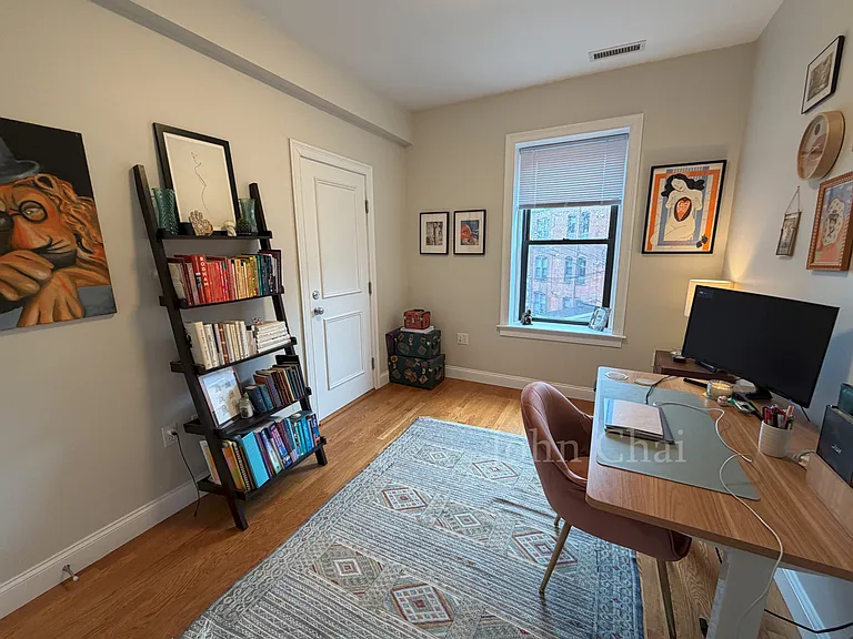 3 Sutherland Rd #2 — Photo 23