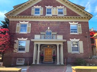 126 Taber Ave, Providence, RI 02906