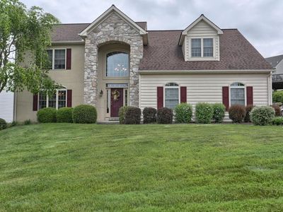 653 Golden Eagle Way, Lancaster, PA, 17601