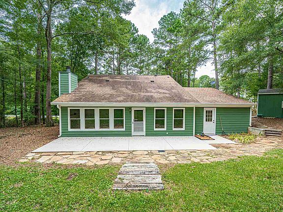 2nd image of 138 Lake Forest Dr