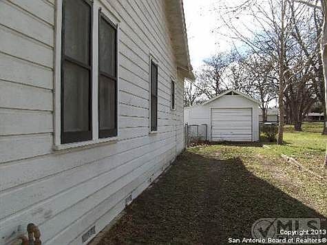 5th image of 312 E White