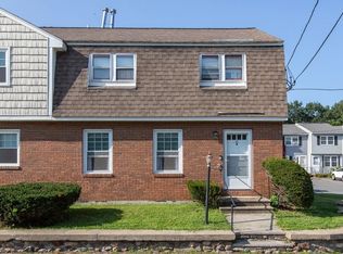 34 Rockingham St #A, Lowell, MA 01852