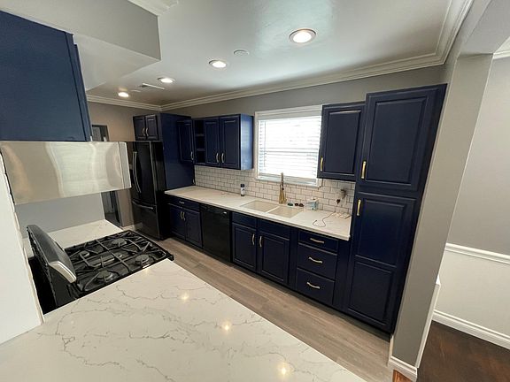 2nd image of 6346 Charlwood St