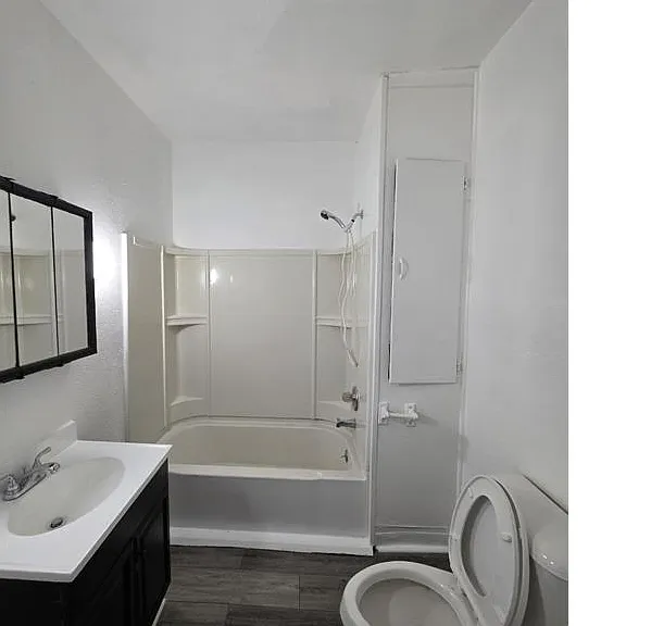 425 Arden Pl — Photo 12