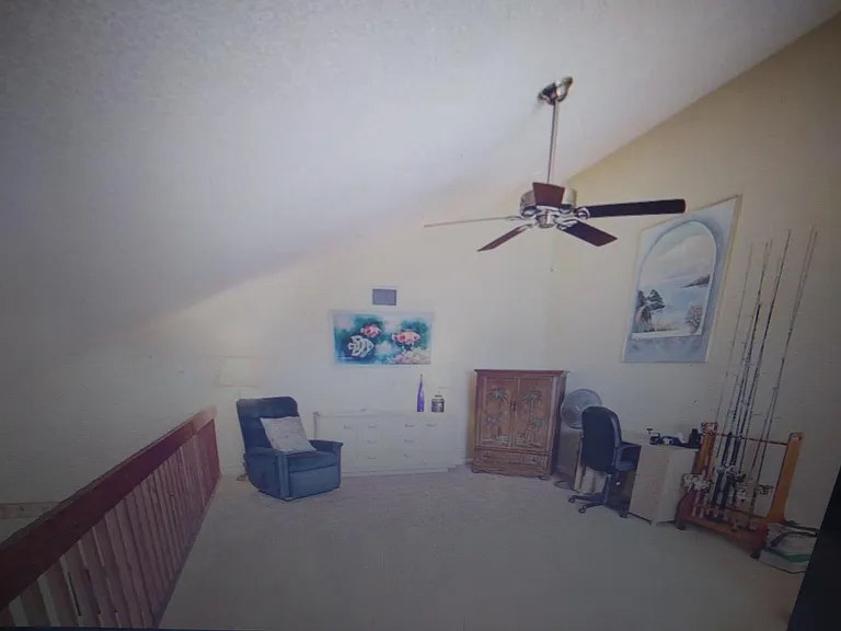 9600 Riverside Dr — Photo 19