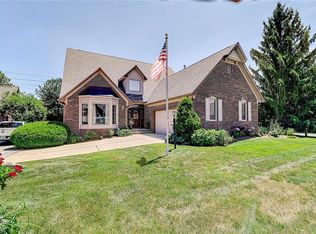 9543 Huntington Ln, Indianapolis, IN 46260