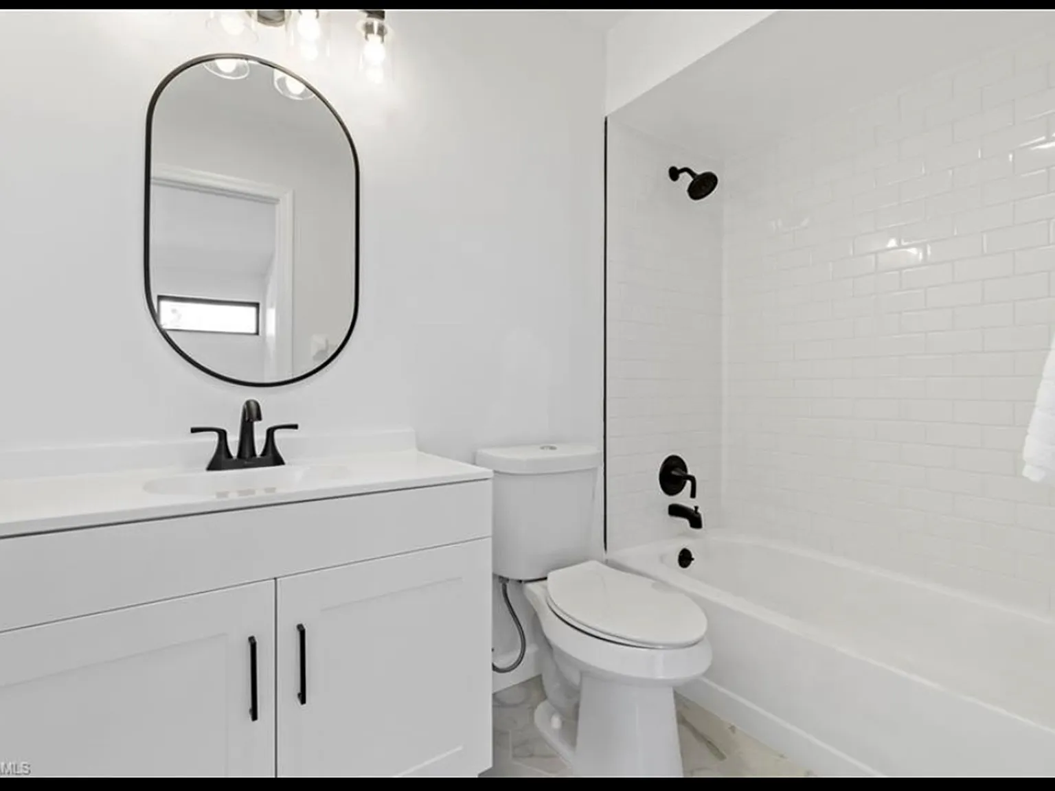 2 bed, 1132 sqft, $1,875 — Photo 4