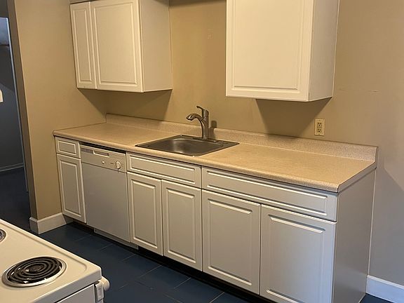 3rd image of 5610 N Driscoll Blvd #5610