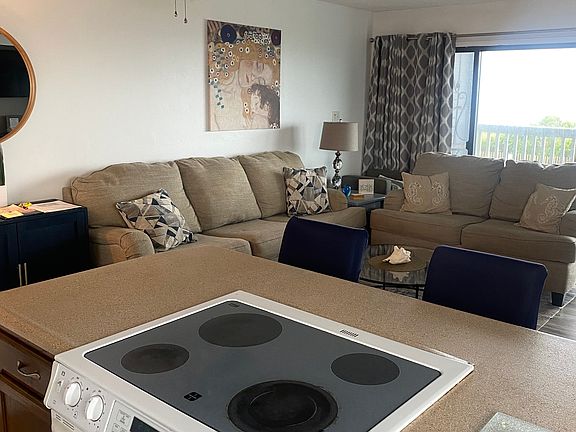 4th image of 1311 Lake Park Blvd S APT 14B