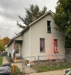 3288 W 50th St, Cleveland, OH, 44102