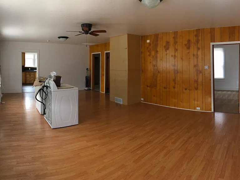 311 S Anderson St — Photo 4