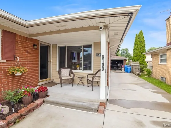 8100 Lochdale St, Dearborn Heights, MI 48127