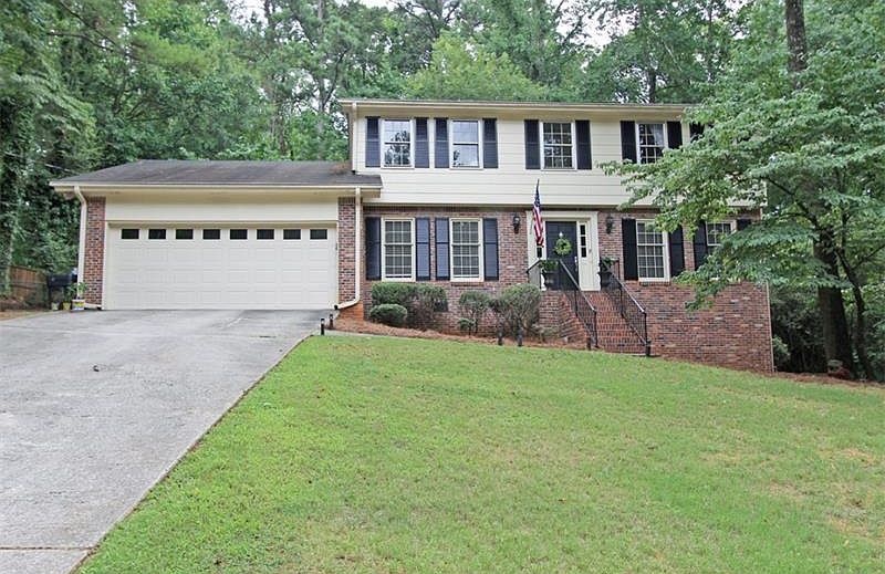 1st image of 2879 Thornridge Dr