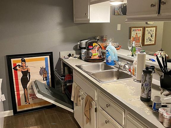 4th image of 218 N Texas Blvd APT 107