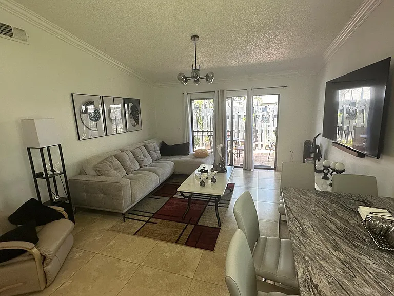 3801 Inlet Cir — Photo 20