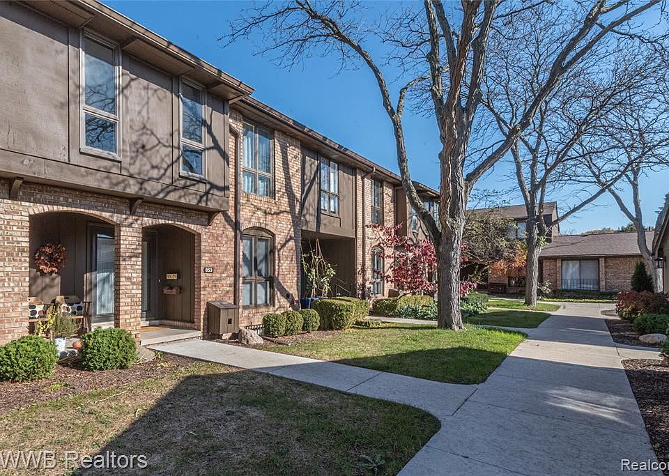 1st image of 853 Greenhills Dr