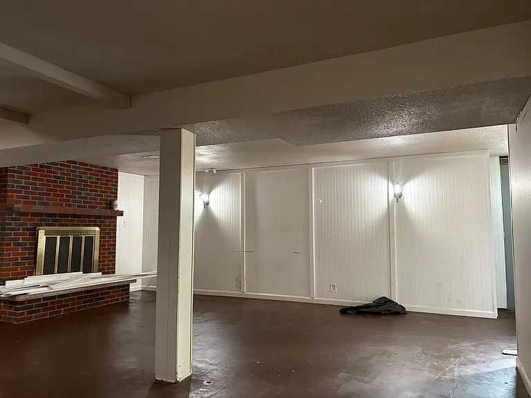 1806 Safari Dr — Photo 14