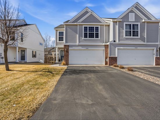 15330 Freedom Dr N, Hugo, MN 55038