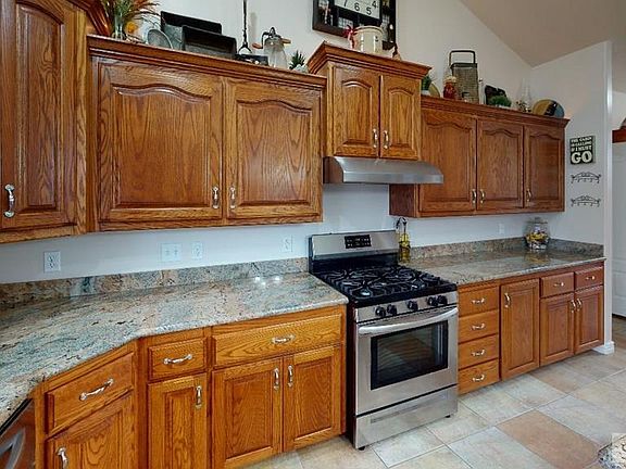 5th image of 780 N Wolfcreek Cir