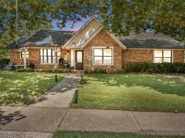 8401 S 4th St, Broken Arrow, OK 74011