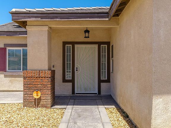 4th image of 14540 Phoenix St