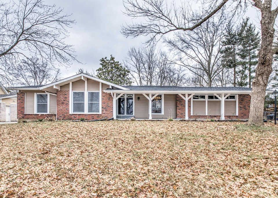 1st image of 1004 Bedford Ln