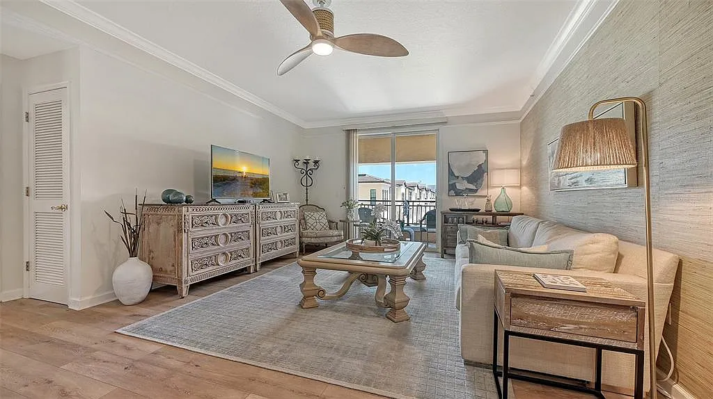 2 bed, 2.0 bath, 1200 sqft, $3,250 — Photo 4
