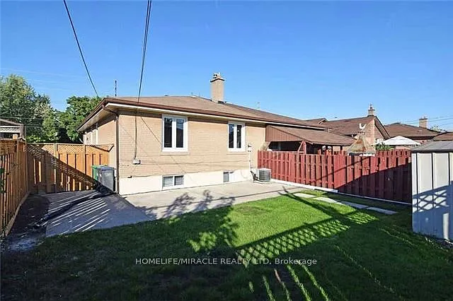 83 McMurchy Ave S #UPPER L — Photo 12