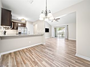 601 N Gay St APT B203, Auburn, AL 36830