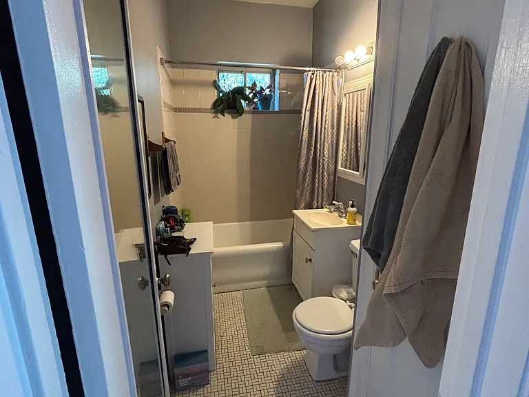 3026 W Palmer Blvd #3N — Photo 4