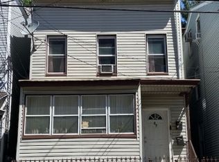87 Putnam St, Paterson, NJ 07524